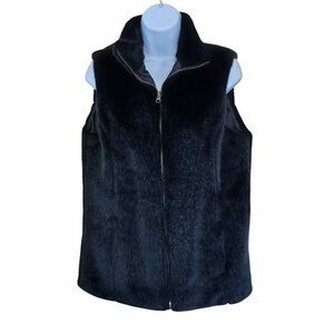 Black Faux Fur Zip-Up Vest Soft Plushy Warm whimsygoth goth boho cottagecore